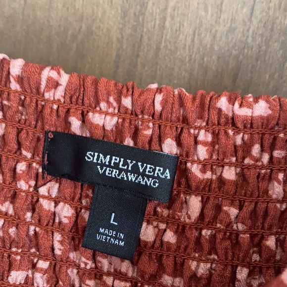 Simply Vera Vera Wang top abstract animal print top smocking in back L - Picture 4 of 15